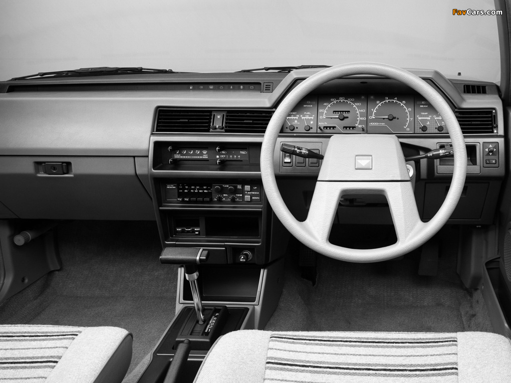 Images of Nissan Bluebird SSS Sedan (U11) 1983–85 (1024 x 768)
