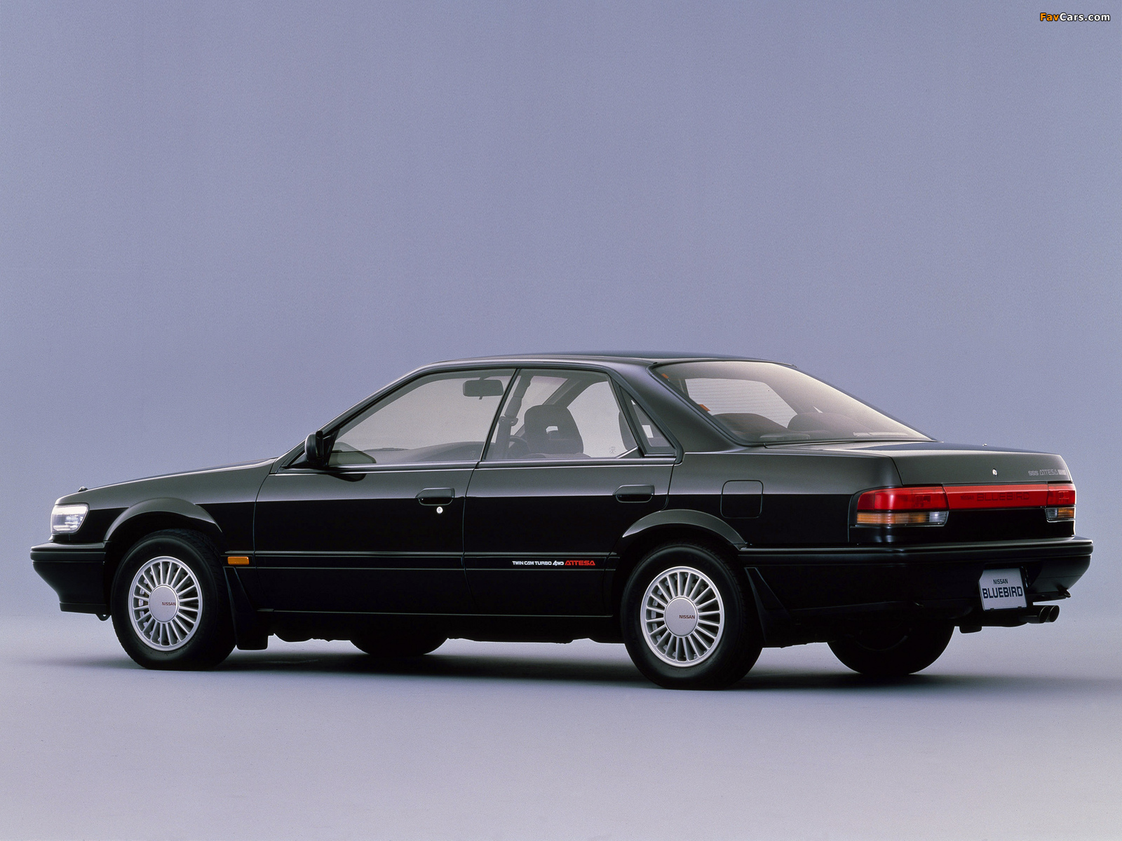 Images of Nissan Bluebird SSS Twin Cam Turbo Hardtop (U12) 1987–91 (1600 x 1200)