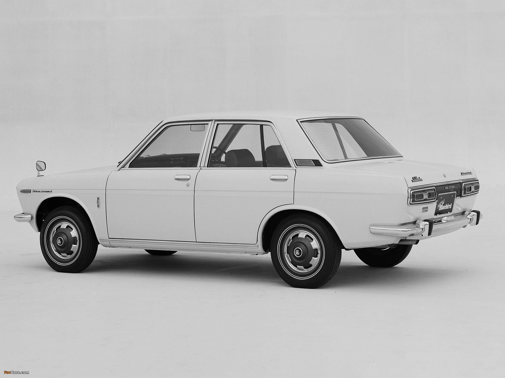 Datsun Bluebird 4-door Sedan (510) 1967–72 photos (2048 x 1536)