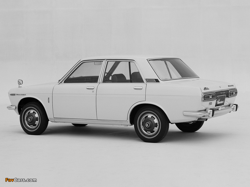 Datsun Bluebird 4-door Sedan (510) 1967–72 photos (800 x 600)