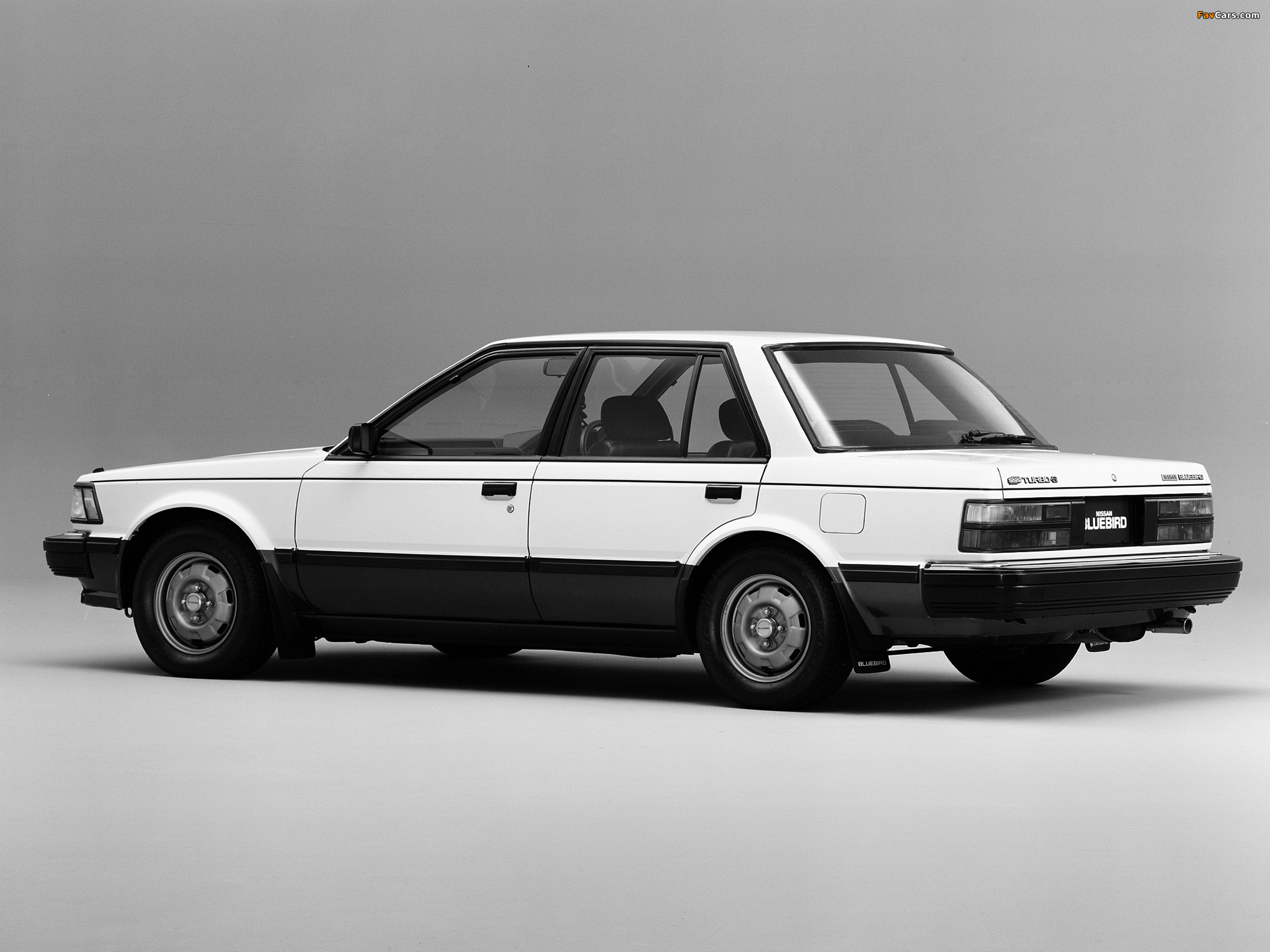 Nissan Bluebird SSS Sedan (U11) 1983–85 images (2048 x 1536)