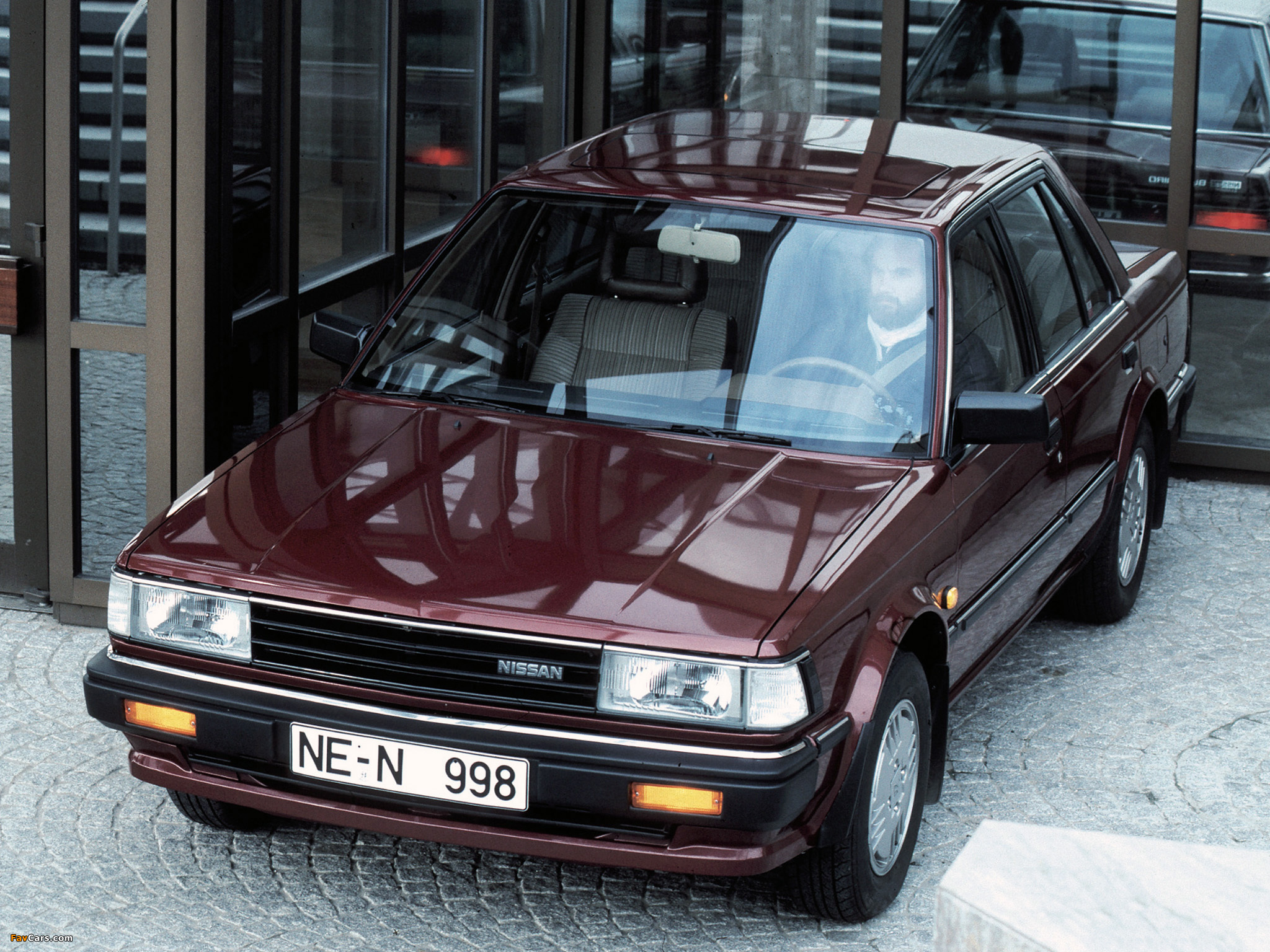 Nissan Bluebird Sedan EU-spec (U11) 1983–85 photos (2048 x 1536)