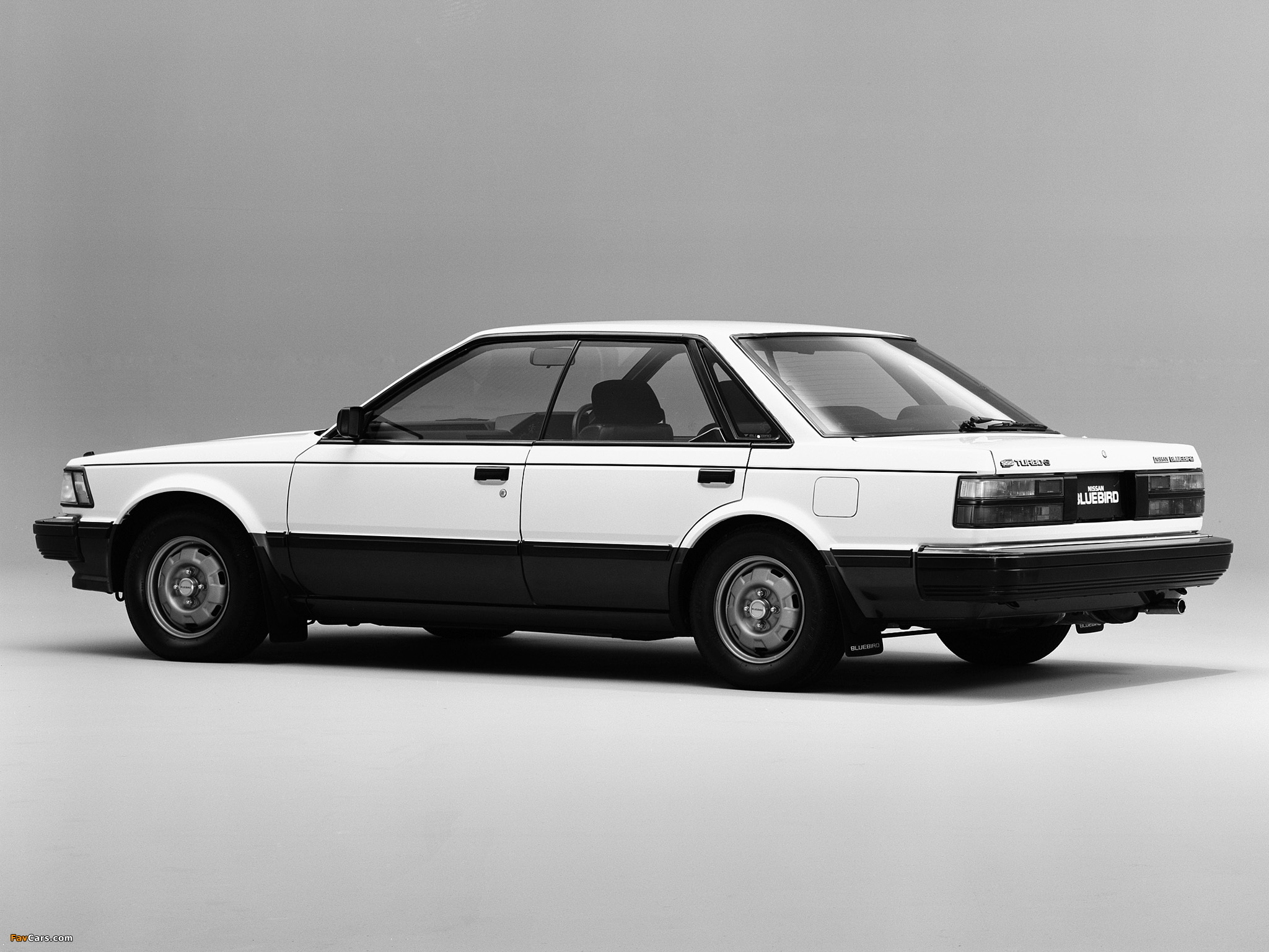 Nissan Bluebird SSS Hardtop (U11) 1983–85 wallpapers (2048 x 1536)