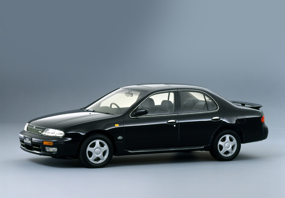 Nissan Bluebird (U13) 1991–95 images