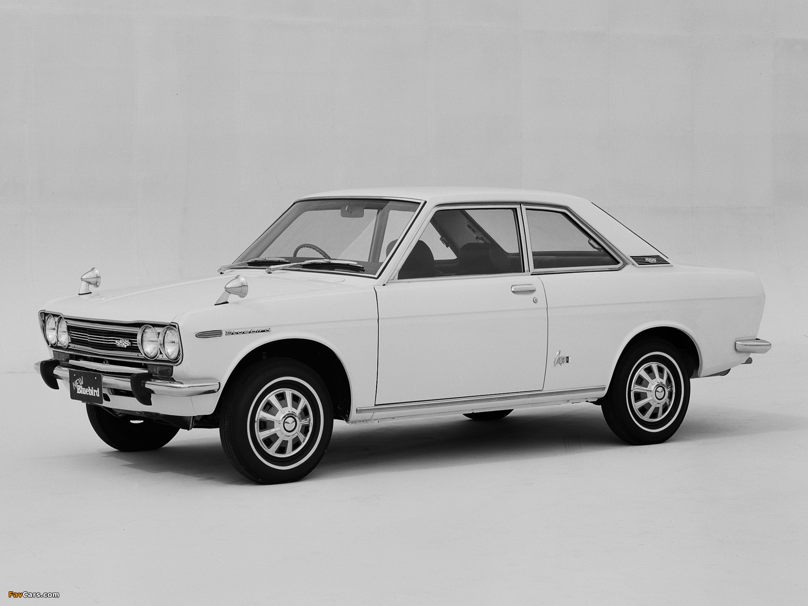 Photos of Datsun Bluebird 1600 SSS Coupe (KB510) 1968–71 (1600 x 1200)