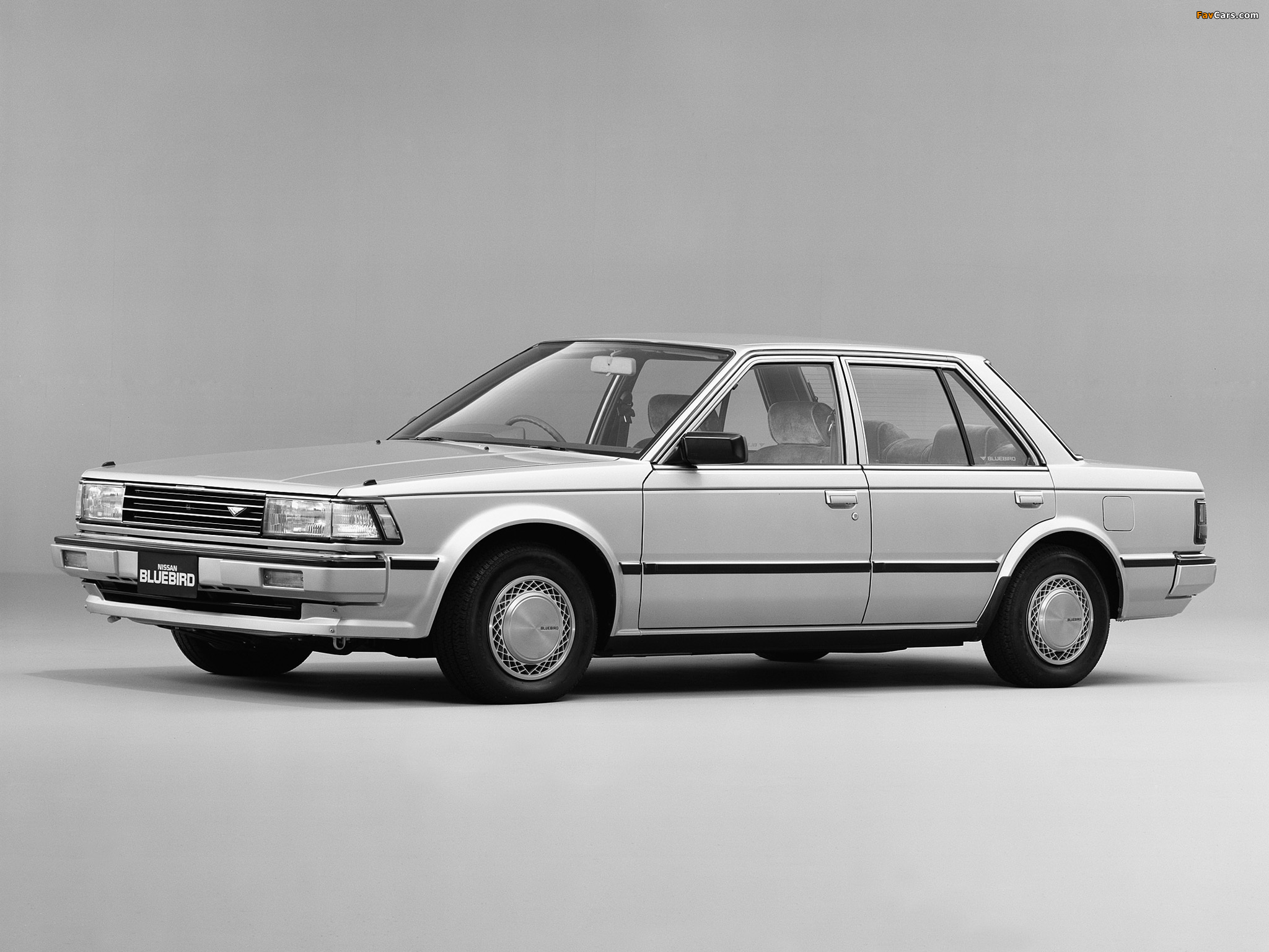Photos of Nissan Bluebird Sedan (U11) 1983–85 (2048 x 1536)