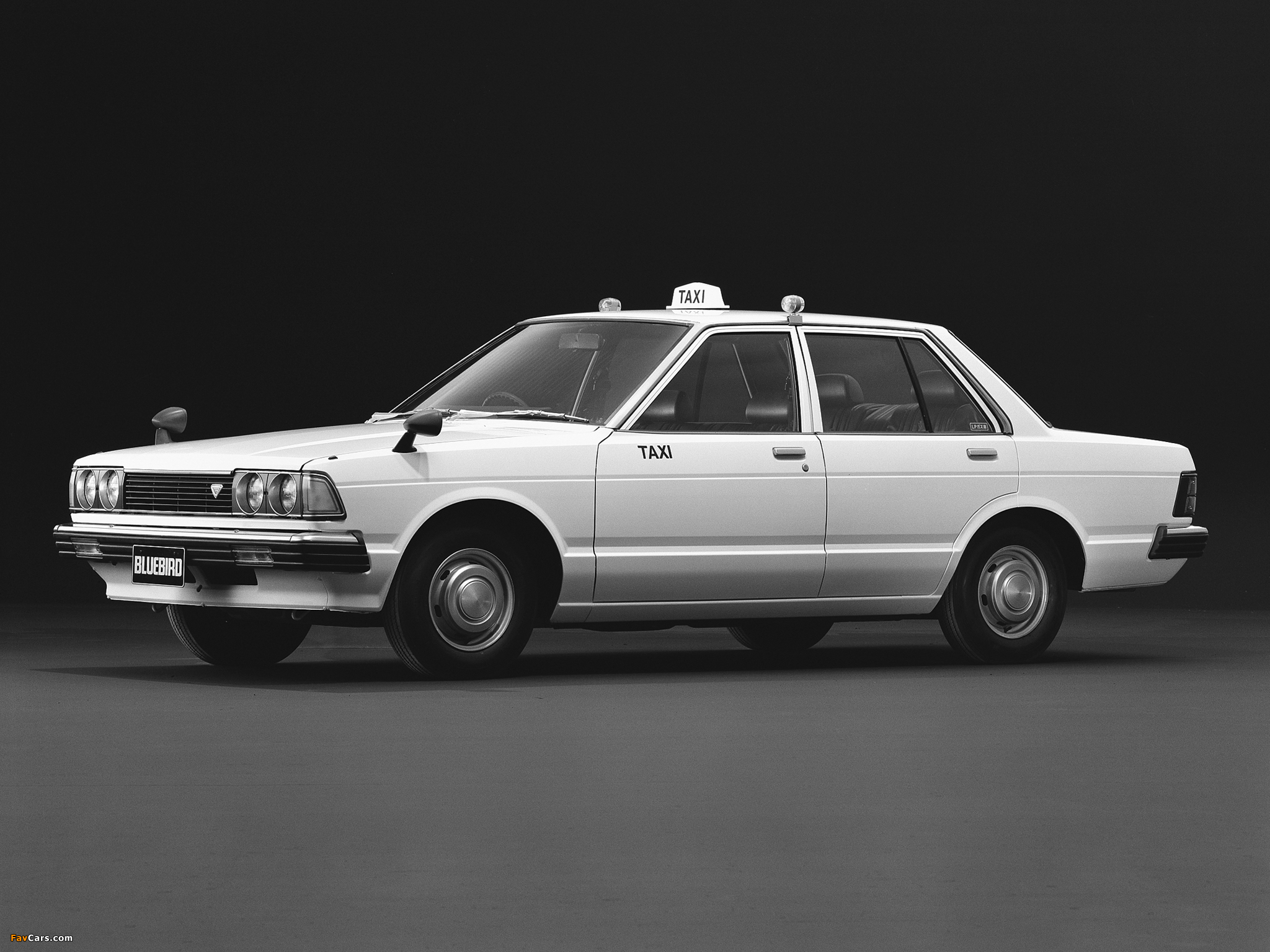 Pictures of Nissan Bluebird Sedan Taxi (910) 1979–83 (2048 x 1536)
