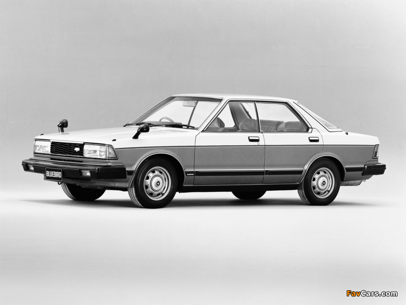 Pictures of Nissan Bluebird Hardtop (910) 1982–83 (800 x 600)