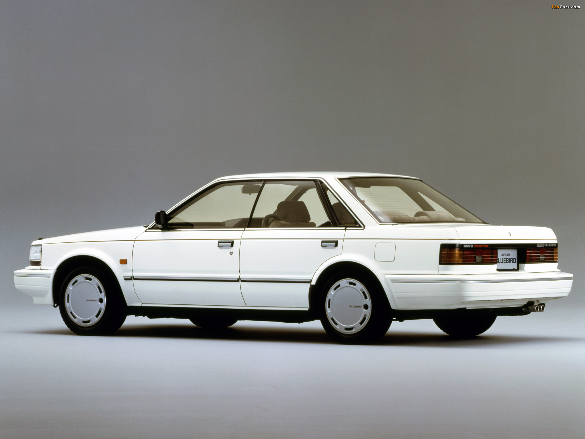 Pictures of Nissan Bluebird SSS Hardtop (U11) 1985–87 (2048 x 1536)