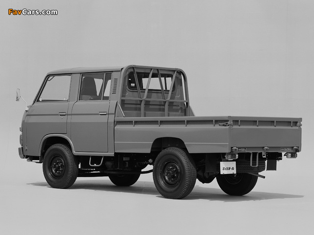 Nissan Caball Double Cab Truck (C340) 1976–81 images (640 x 480)