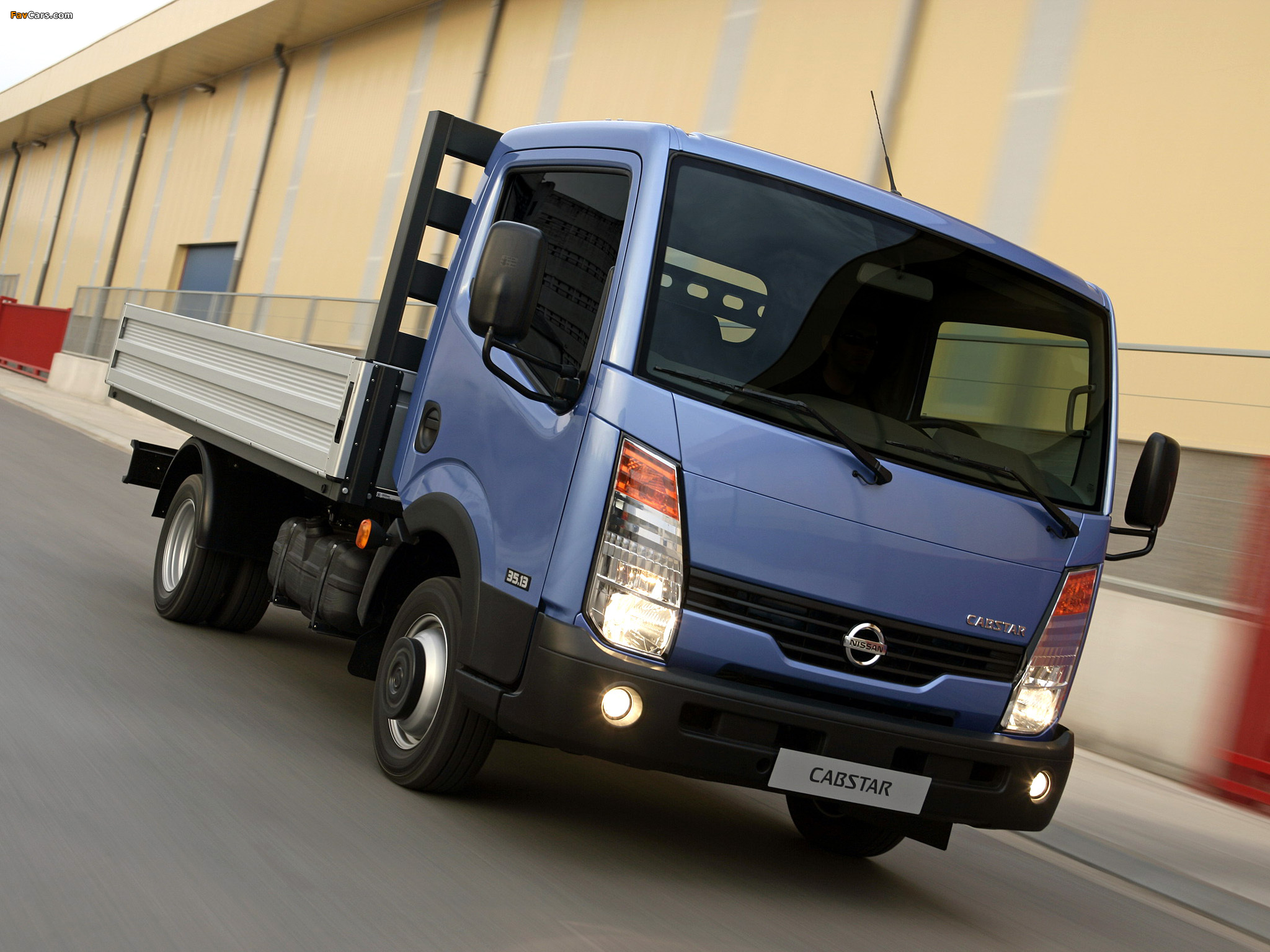 Nissan Cabstar 2006 pictures (2048 x 1536)