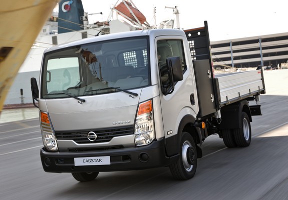 Nissan Cabstar Tipper 2006 pictures