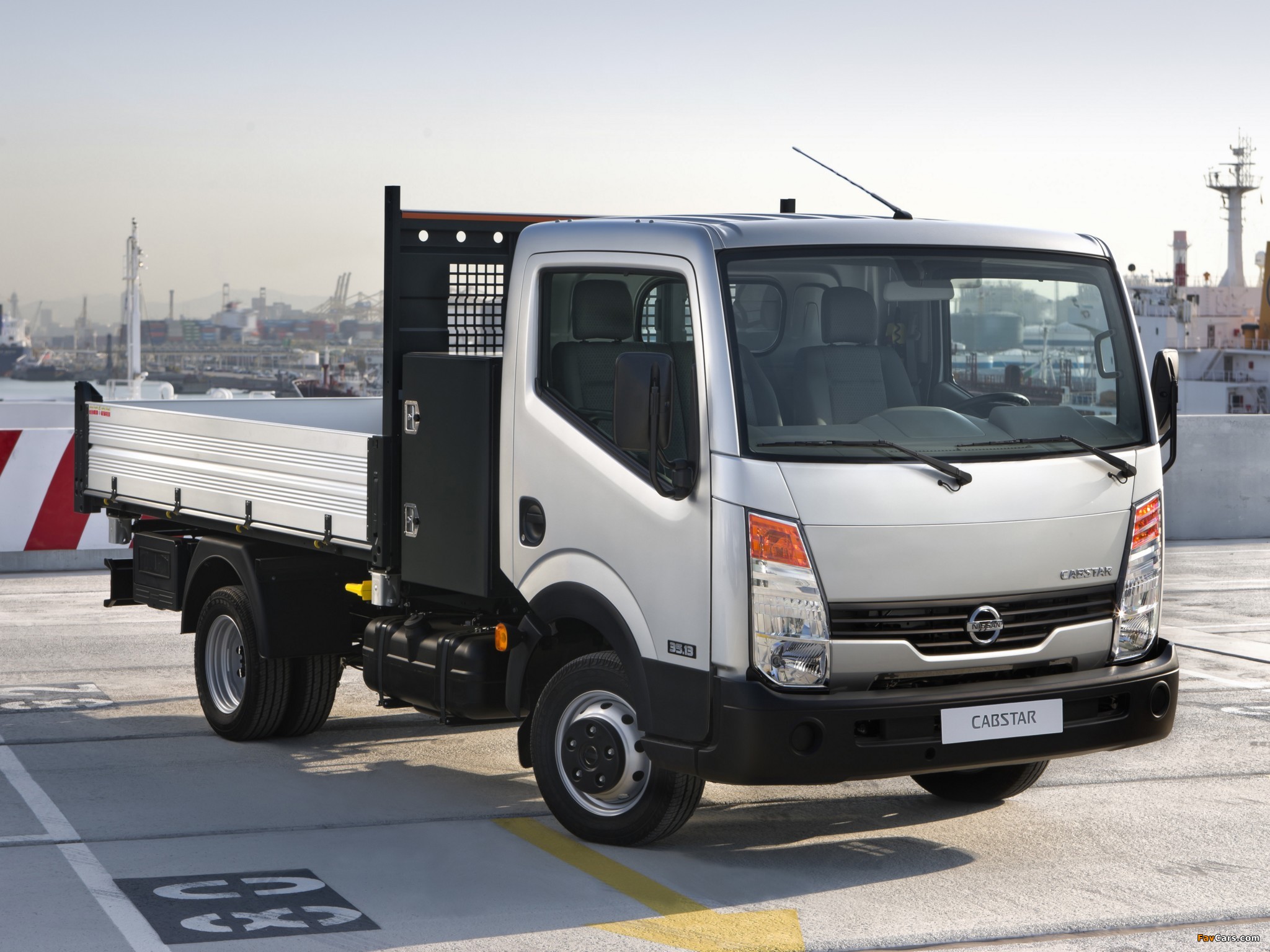Pictures of Nissan Cabstar Tipper 2006 (2048 x 1536)