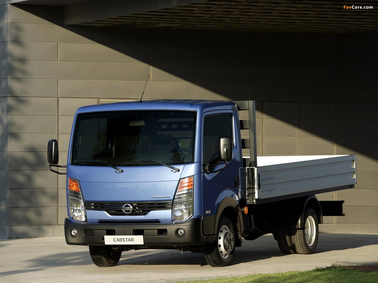 Pictures of Nissan Cabstar 2006 (1280 x 960)