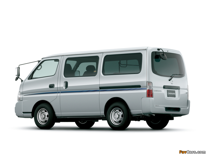Images of Nissan Caravan (E25) 2001–05 (800 x 600)