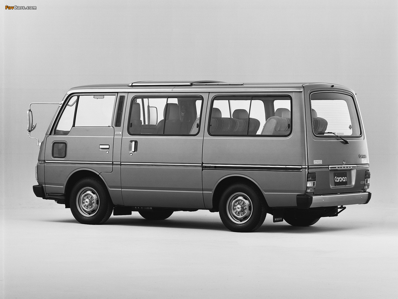 Photos of Nissan Caravan Coach (E23) 1980–83 (1280 x 960)