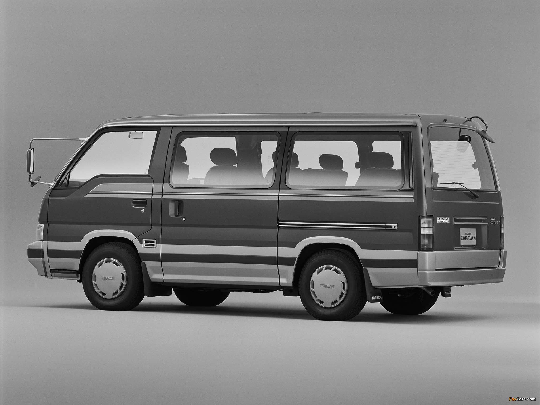 Pictures of Nissan Caravan Silk Road Planetaroof (E24) 1986–94 (2048 x 1536)