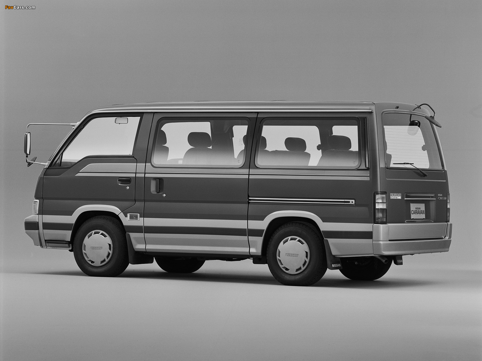 Pictures of Nissan Caravan Silk Road Planetaroof (E24) 1986–94 (1600 x 1200)