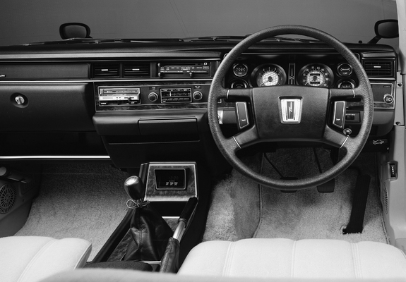 Images of Nissan Cedric Hardtop (330) 1975–79