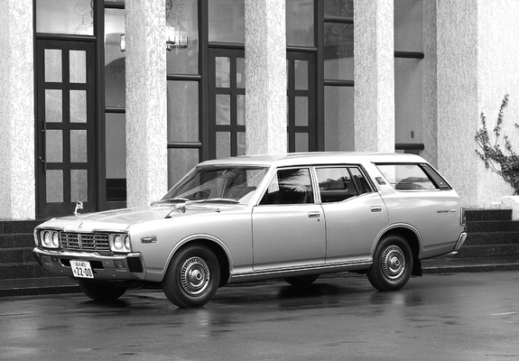Nissan Cedric Van (330) 1975–79 wallpapers