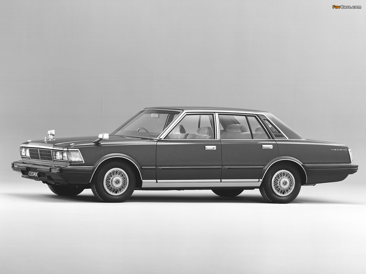 Nissan Cedric Sedan (430) 1981–83 pictures (1280 x 960)
