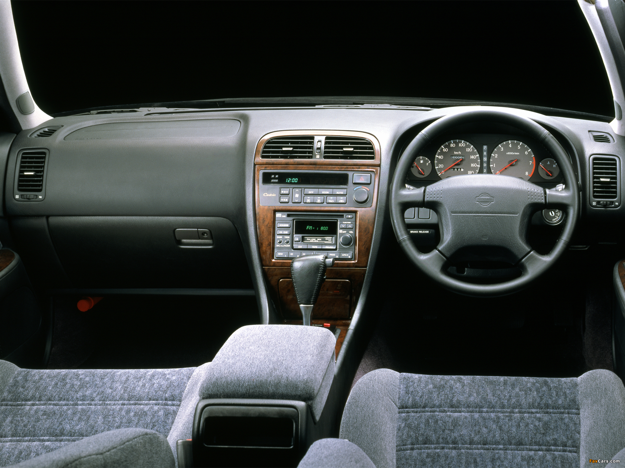 Nissan Cedric Gran Turismo (Y33) 1995–97 wallpapers (2048 x 1536)
