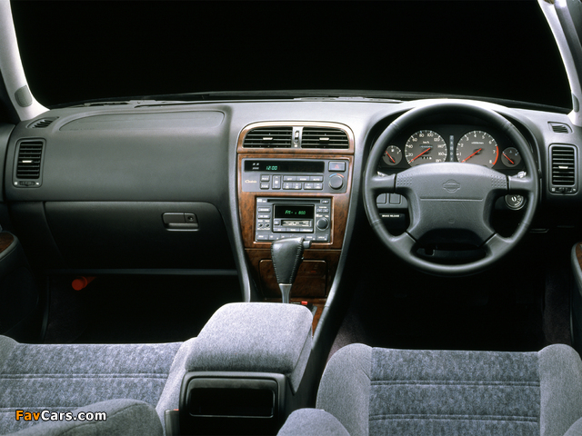 Nissan Cedric Gran Turismo (Y33) 1995–97 wallpapers (640 x 480)