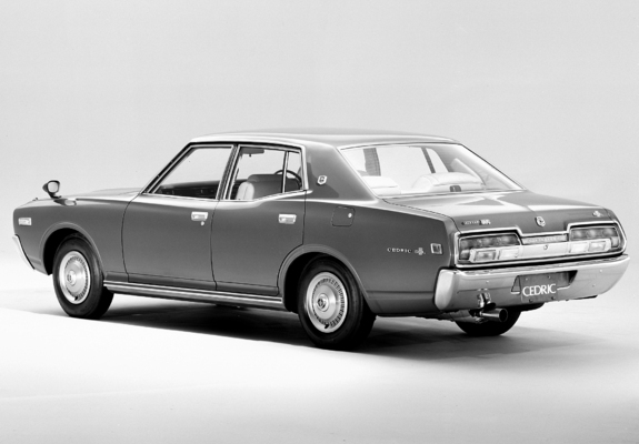 Photos of Nissan Cedric Sedan (330) 1975–79