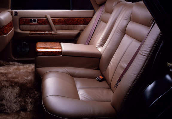 Photos of Autech Nissan Cedric Royal Limousine (Y31) 1987–91