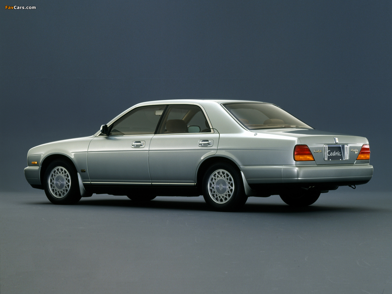 Photos of Nissan Cedric (Y32) 1991–93 (1280 x 960)