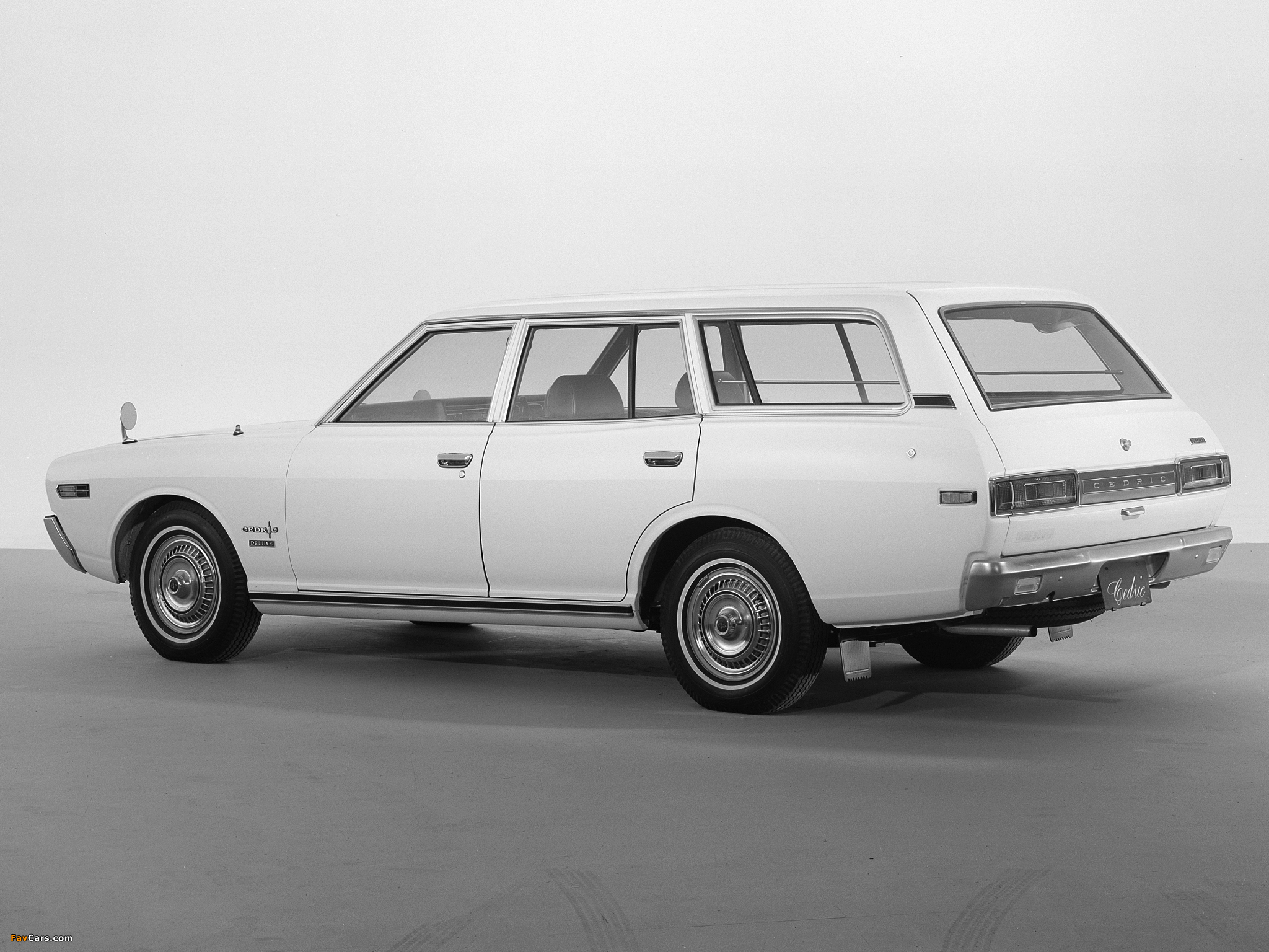 Pictures of Nissan Cedric Van (230) 1971–75 (2048 x 1536)
