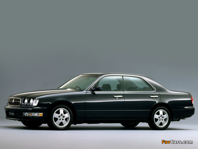 Pictures of Nissan Cedric Gran Turismo (Y33) 1995–97 (640 x 480)