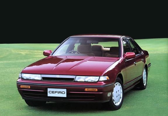 Photos of Nissan Cefiro (A31) 1988–94