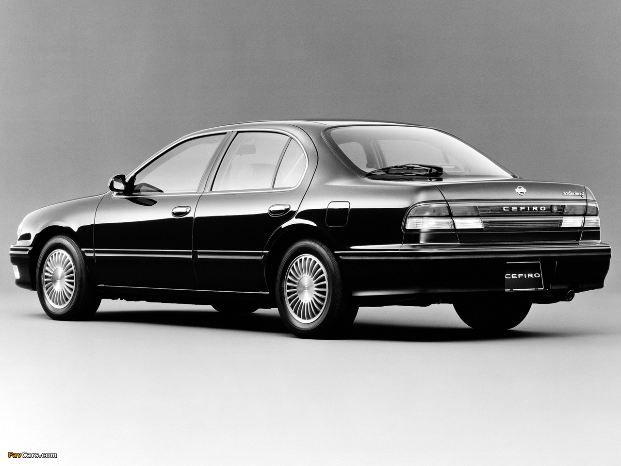 Photos of Nissan Cefiro (A32) 1994–98 (1280 x 960)