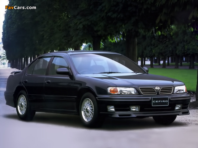 Pictures of Nissan Cefiro (A32) 1994–98 (640 x 480)
