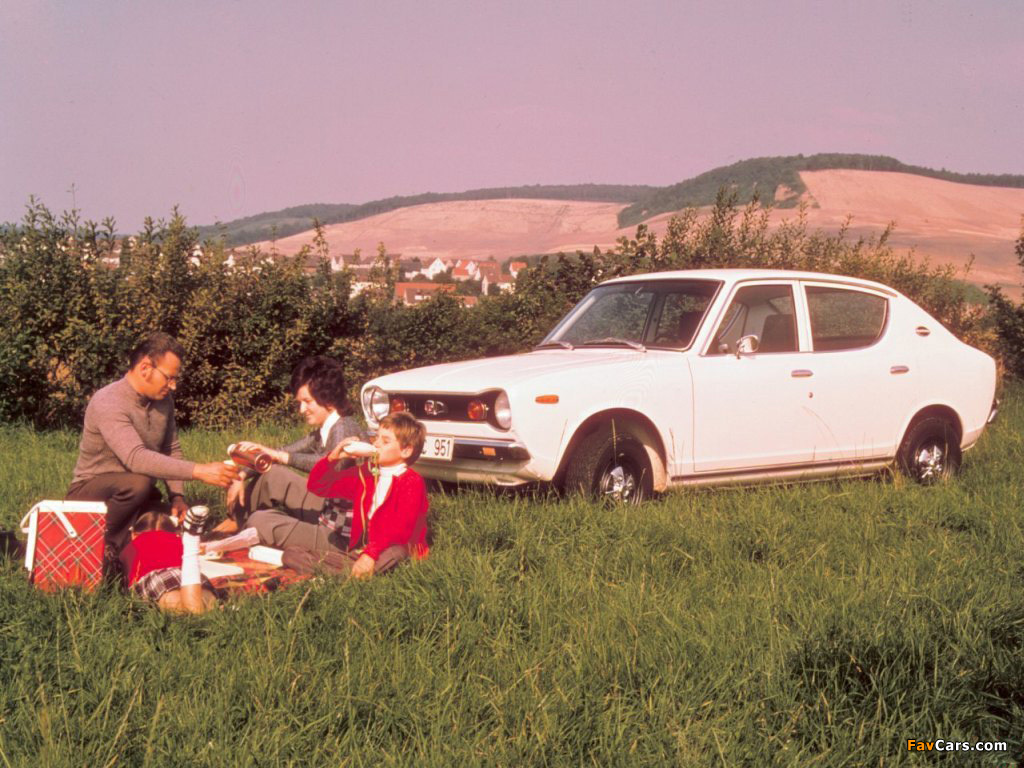 Datsun Cherry 4-door Sedan (E10) 1970–74 images (1024 x 768)