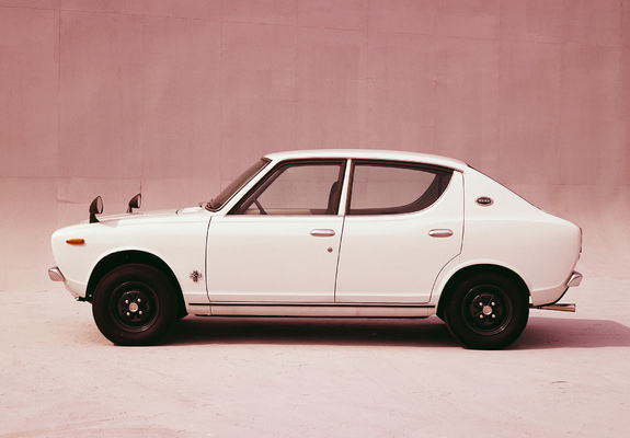 Pictures of Nissan Cherry X-1 4-door Sedan (E10) 1970–74