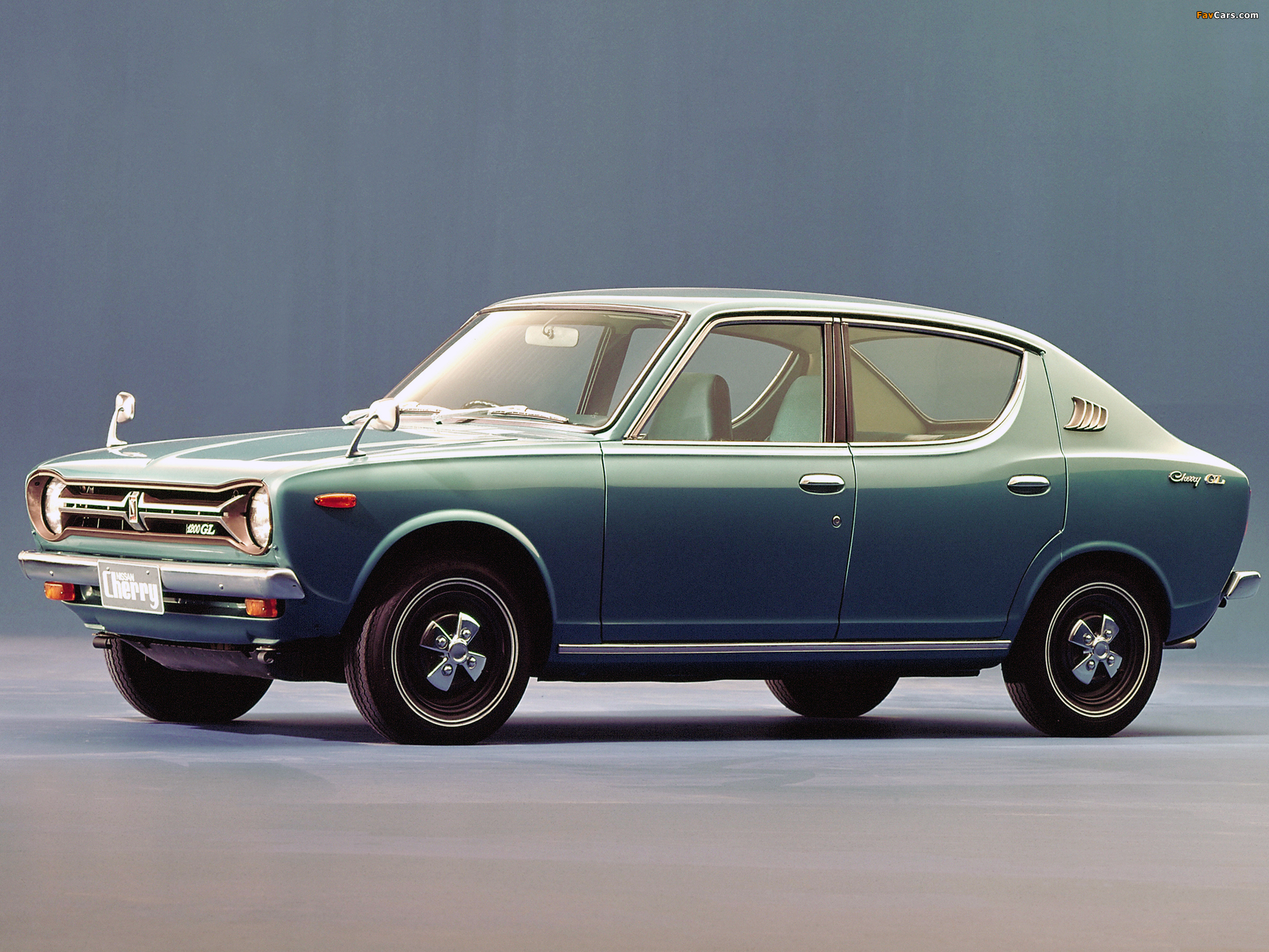 Datsun Cherry 4-door Sedan (E10) 1970–74 wallpapers (2048 x 1536)