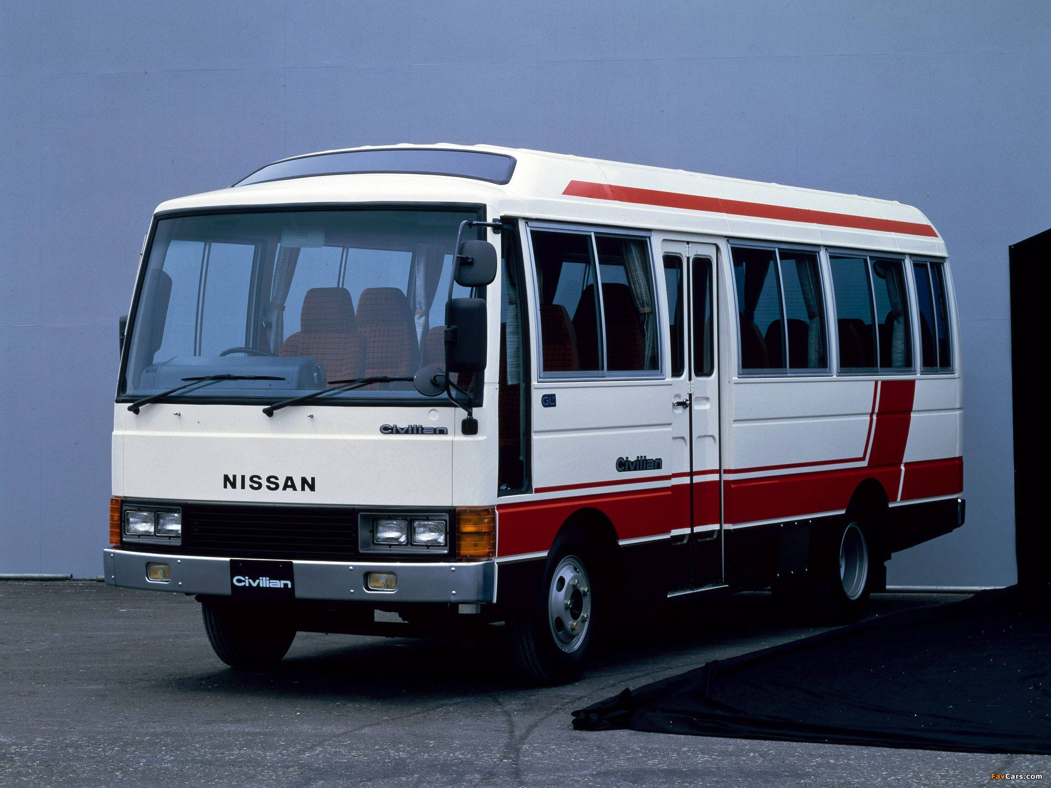 Pictures of Nissan Civilian (W40) 1982–88 (2048 x 1536)