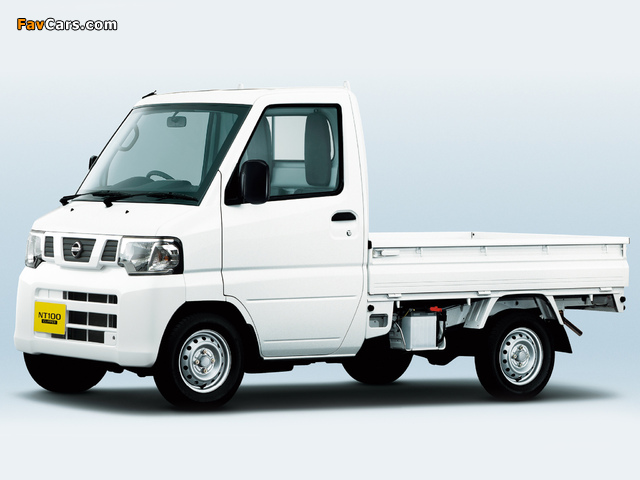 Images of Nissan NT100 Clipper (U71T) 2012 (640 x 480)