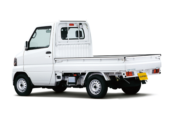 Nissan Clipper Truck (U71T) 2003–12 wallpapers