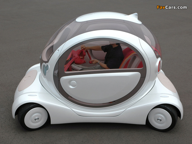 Images of Nissan Pivo Concept 2005 (640 x 480)