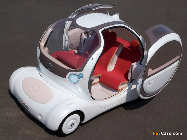 Nissan Pivo Concept 2005 wallpapers (640 x 480)