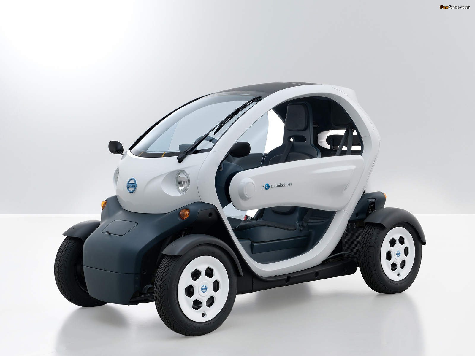 Nissan New Mobility Concept 2011 images (1600 x 1200)