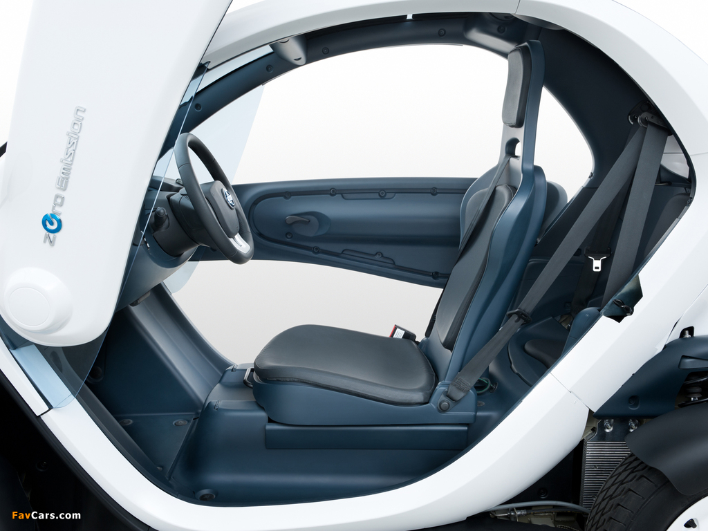 Nissan New Mobility Concept 2011 wallpapers (1024 x 768)