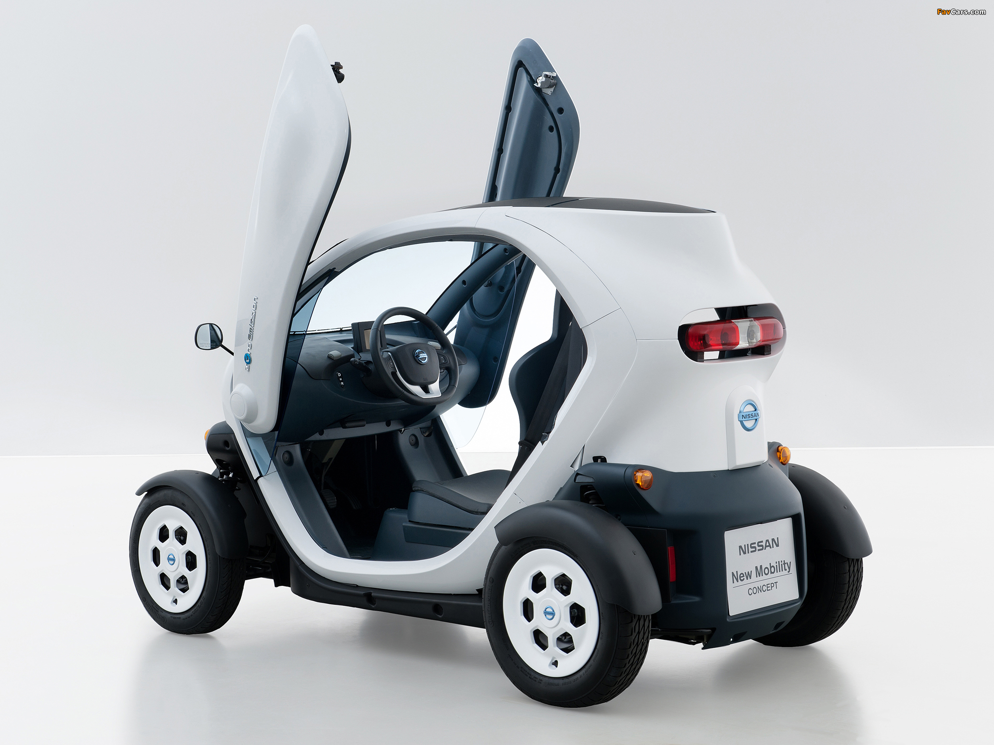 Photos of Nissan New Mobility Concept 2011 (2048 x 1536)