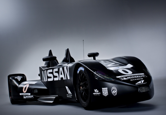 Pictures of Nissan DeltaWing Experimental Race Car 2012