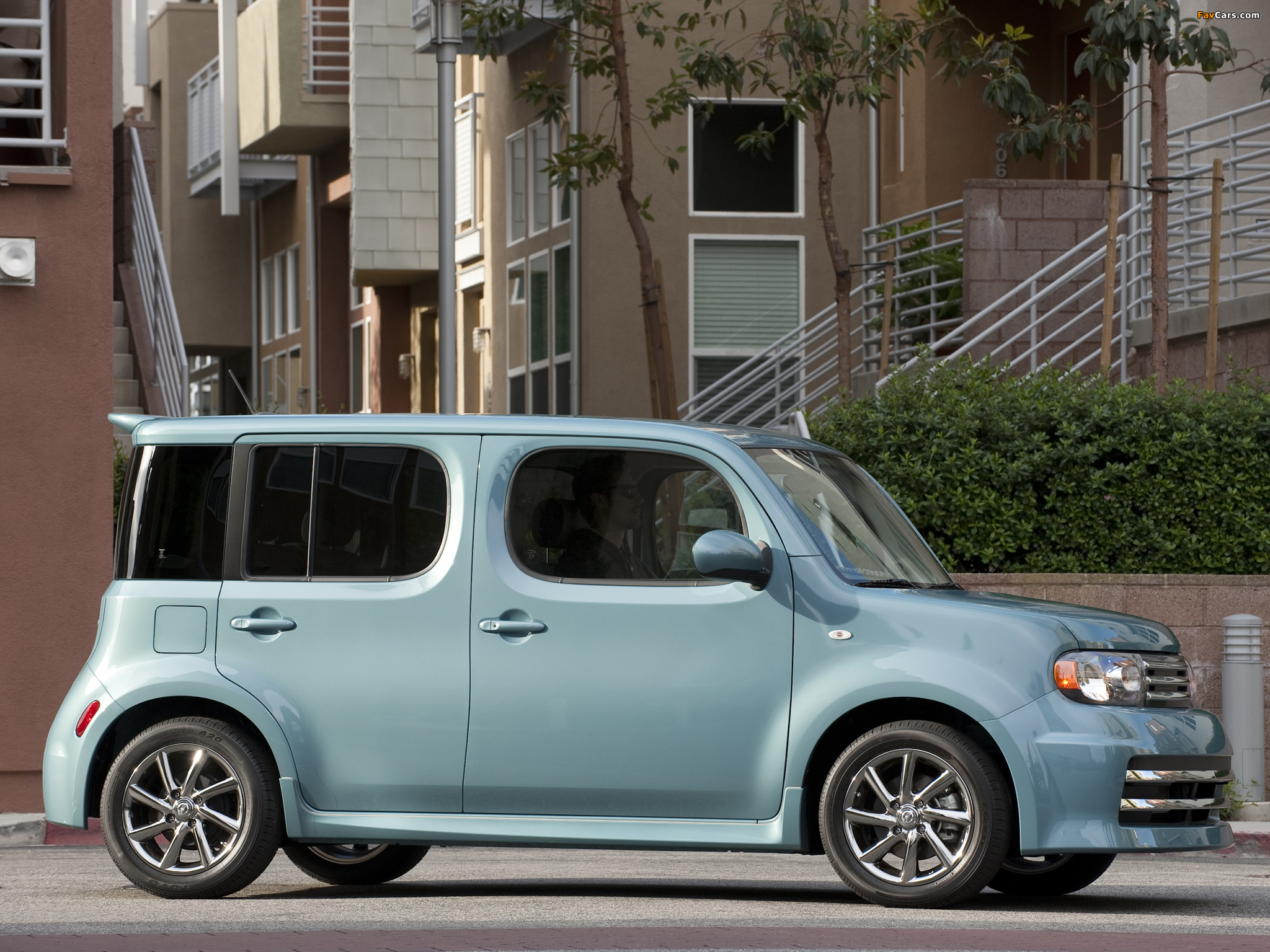 Images of Nissan Cube Krom (Z12) 2009 (2048 x 1536)