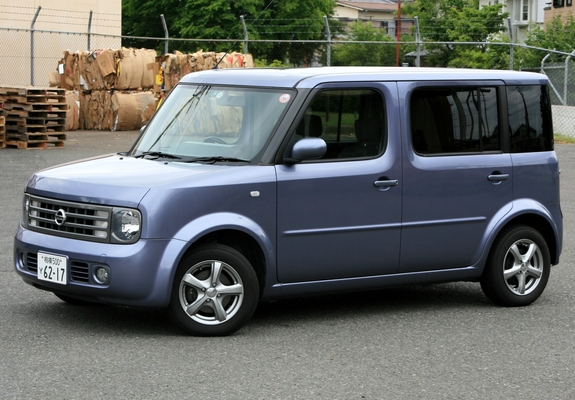 Nissan Cube³ (GZ11) 2003–08 images