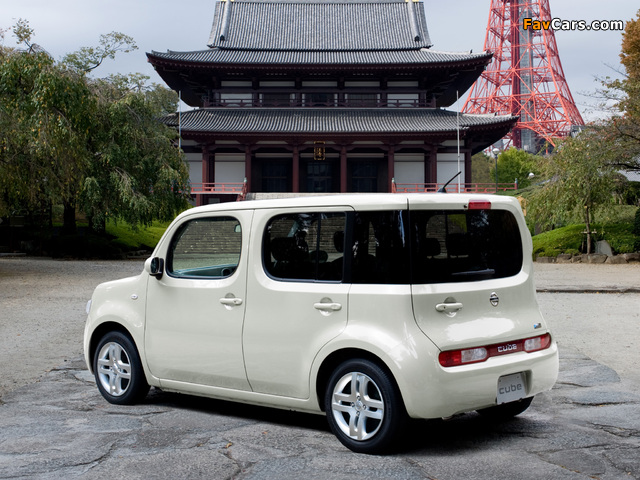 Nissan Cube (Z12) 2008 photos (640 x 480)